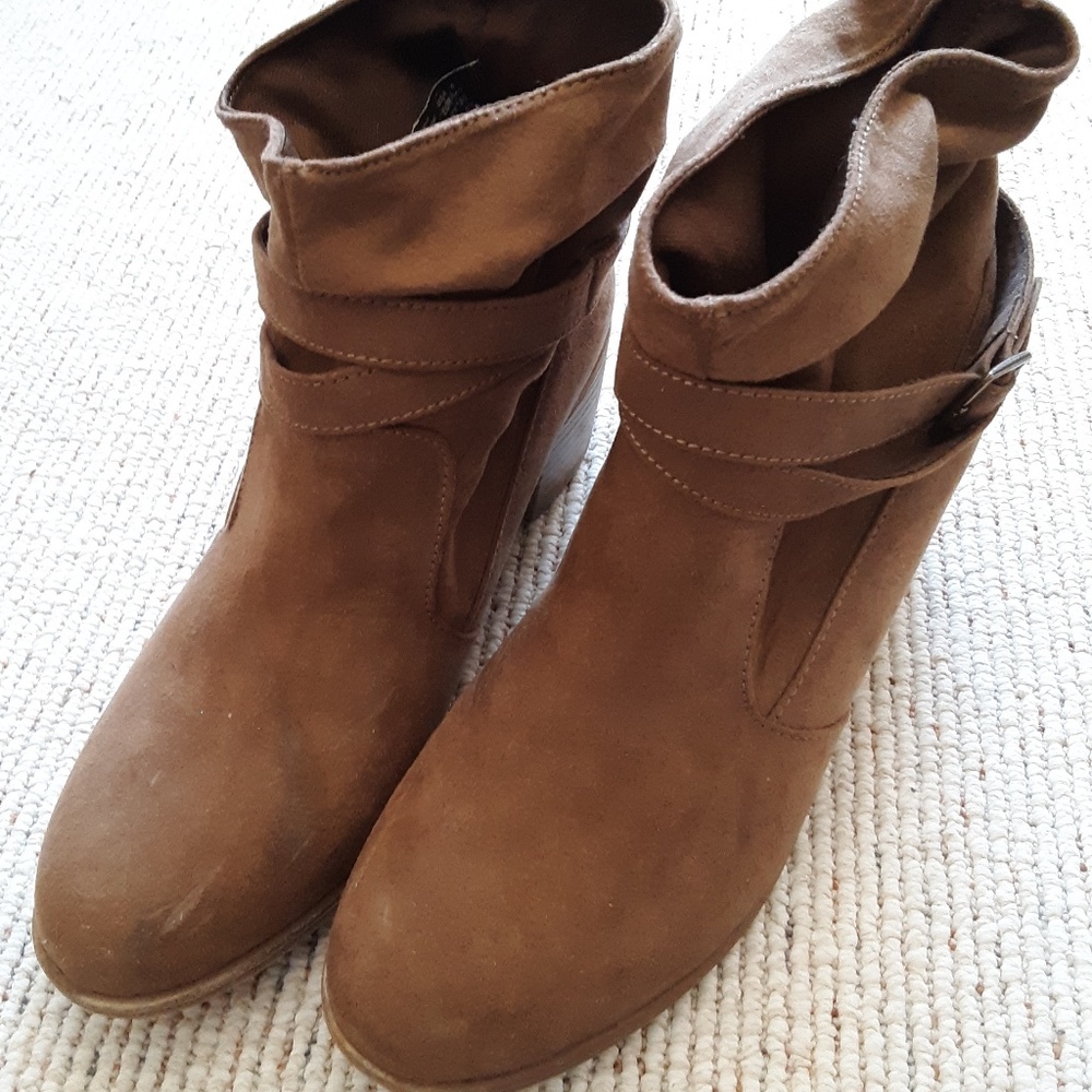 American eagle brown booties
